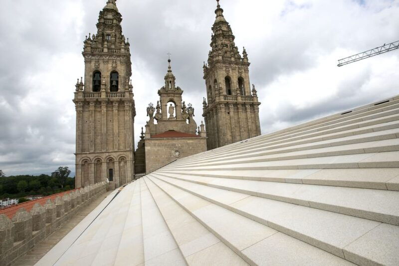 complete-tour-of-the-cathedral-of-santiago-portico-da-gloria-and-museum