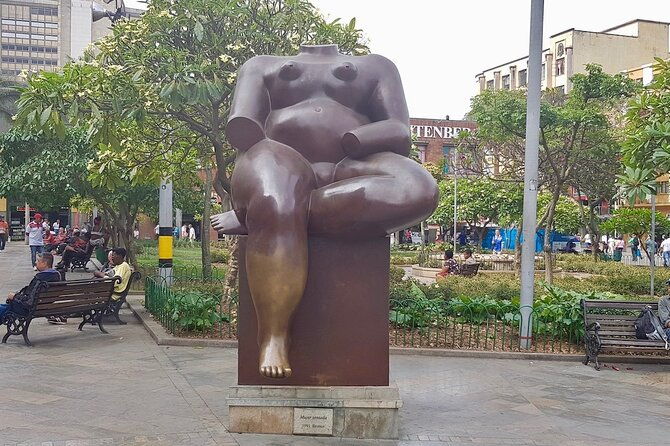 comuna-13-medellin-city-tour
