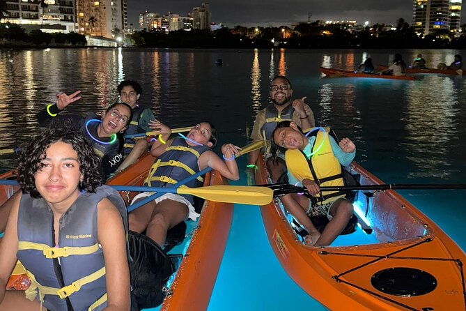 condado-glow-and-paint-kayak-tour