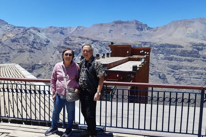 condor-watching-tour-at-the-andes-artisan-village-in-santiago