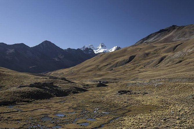 condoriri-mountain-range-and-lagoons-full-day-trekking-spanish-guide