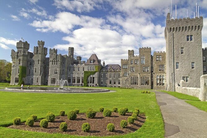 connemara-cong-kylemore-abbey-tour-from-galway