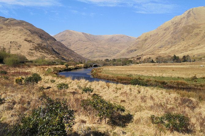 connemara-kylemore-abbey-and-doolough-valley-full-day-private-tour-from-galway-2