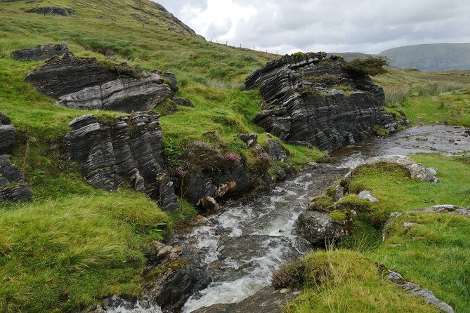 connemara-kylemore-abbey-and-doolough-valley-full-day-private-tour-from-galway