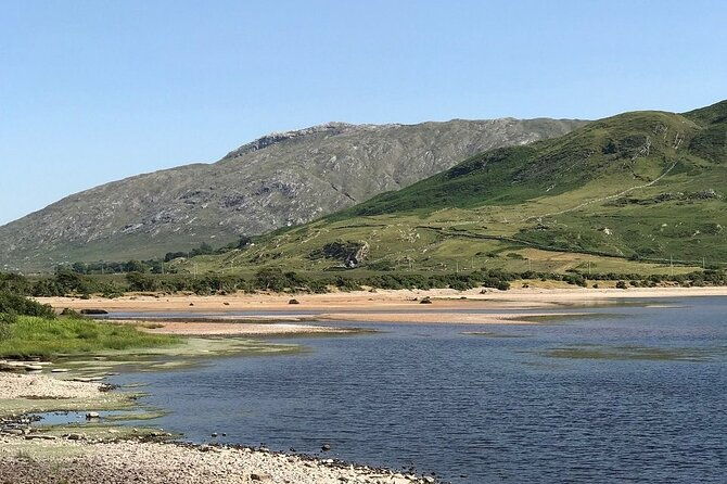 connemara-kylemore-abbey-and-wild-atlantic-way-tour-from-galway-2