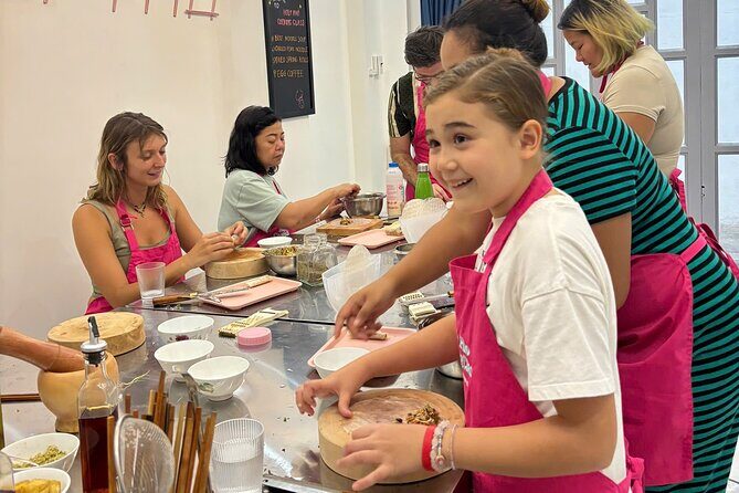 Cook 4 Local Vietnamese Dishes In Pink-themed Class & Market Tour - Key Points