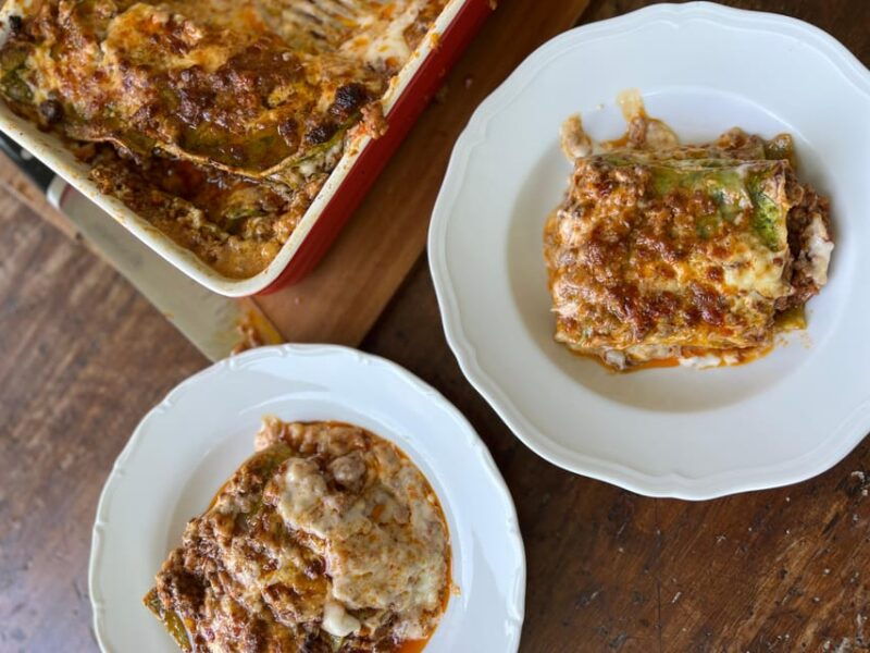cook-bolognese-dishes-in-a-splendid-villa