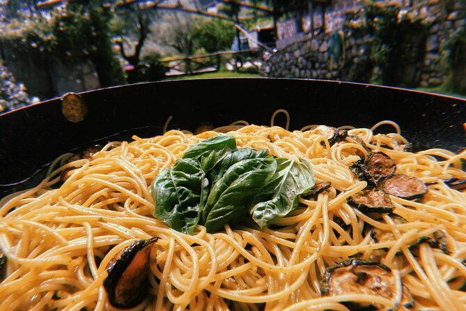 cook-like-a-local-craft-a-neapolitan-feast-in-sorrento