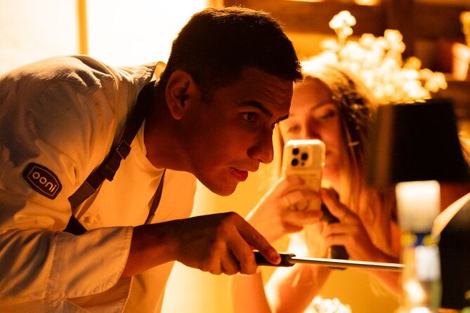 cook-pizza-with-view-of-florence-cathedral