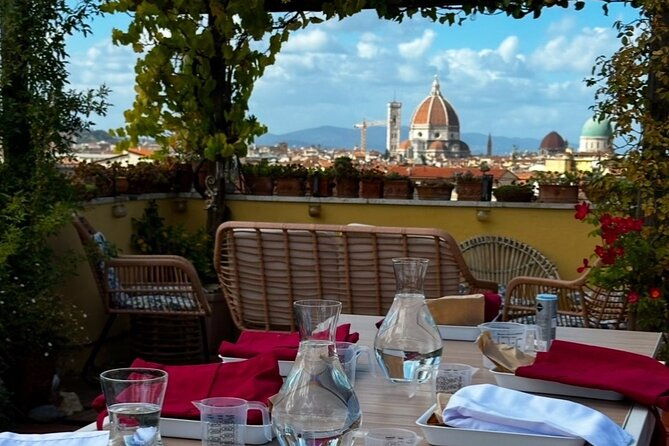 cook-pizza-with-view-of-florence-cathedral
