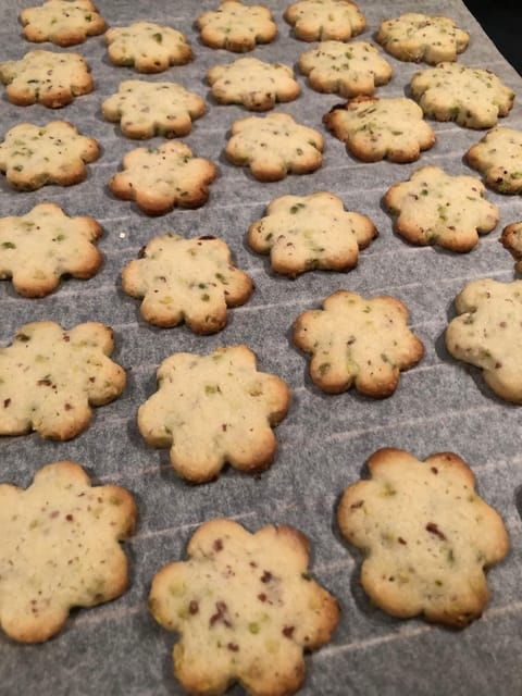 cooking-class-baking-bredele-alsatian-biscuits-colmar