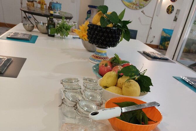 cooking-class-cook-and-enjoy-local-dishes-with-our-chef