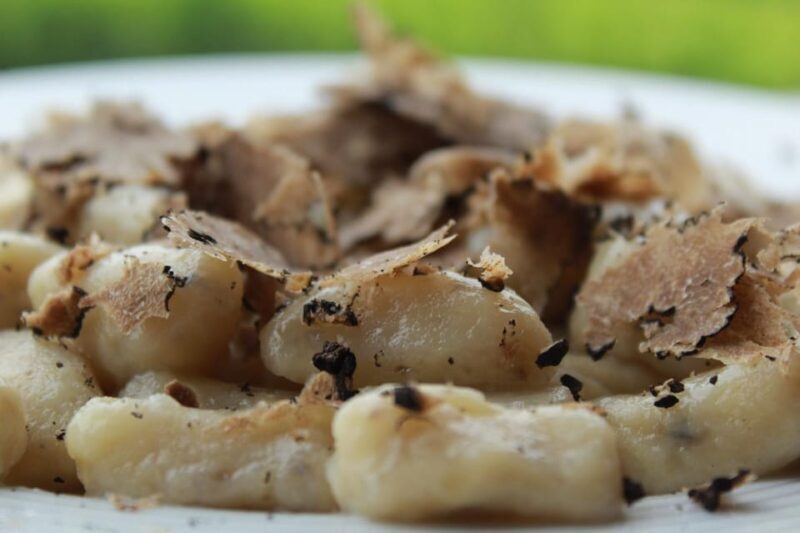 Cooking Class - Gnocchi with Truffles - Setting the Scene: The Atmosphere and Environment  