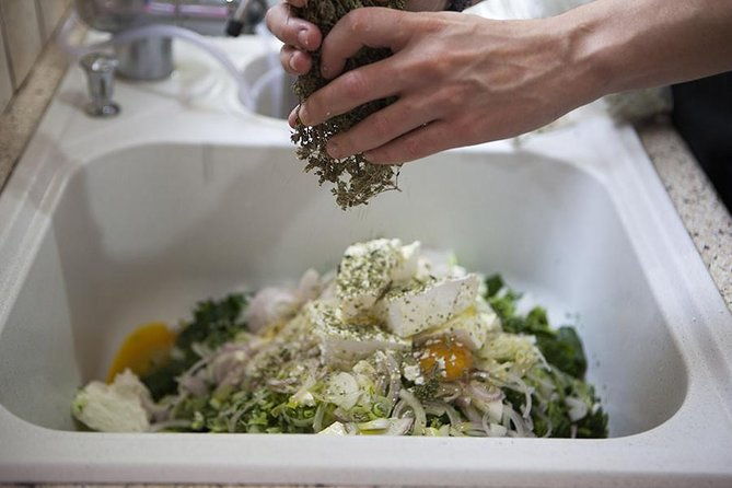 cooking-class-in-athens-learn-the-art-of-phyllo-with-christina-2