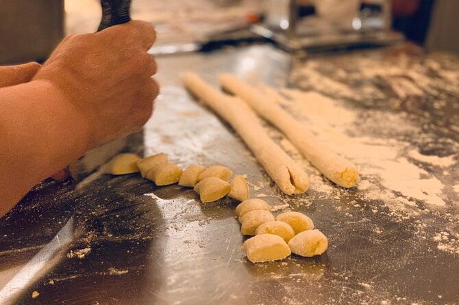 cooking-class-in-florence-pasta-tiramisu-making-unlimited-wine