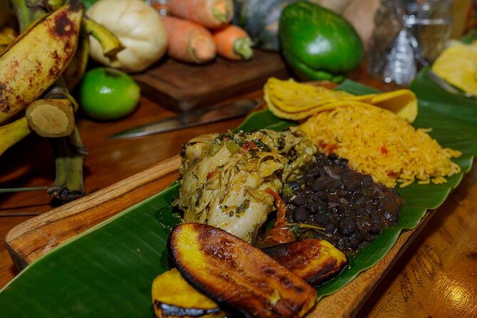 cooking-class-in-manuel-antonio-with-medicinal-plants-garden-visit