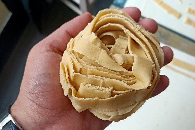 cooking-class-in-rome-make-fettucine-tiramisu-with-chef-paolo