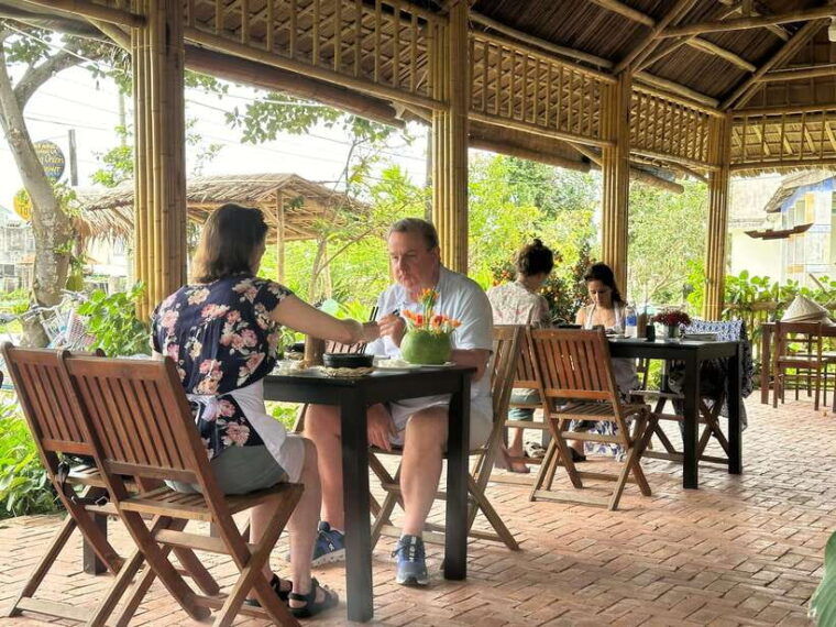 cooking-class-in-tra-que-village-and-lantern-making