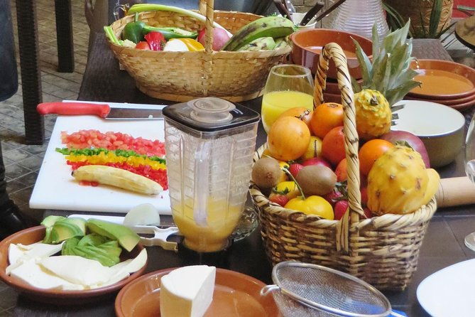 cooking-class-with-a-chef-and-local-market-including-hotel-pickup