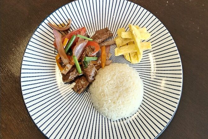 cooking-class-with-a-native-chef-including-local-market-tour