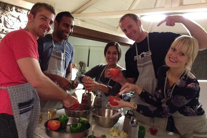 Cooking Classes in Mykonos Greece - Group Size and Atmosphere