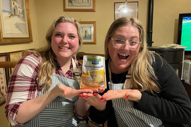 cooking-eating-with-locals-in-their-home-kitchen-in-rome