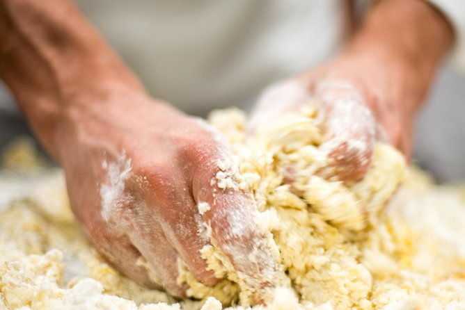 cooking-lesson-in-bellagio-with-famous-chef-luigi-gandola-2
