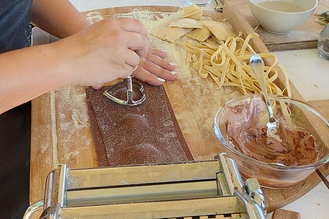 cooking-lesson-on-the-terrace-of-the-chianti-farm-with-lunch