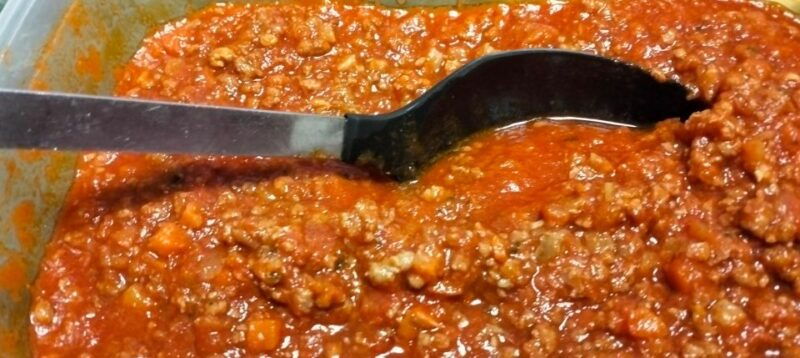 cooking-workshop-dedicated-to-preparation-of-pasta-and-ragu