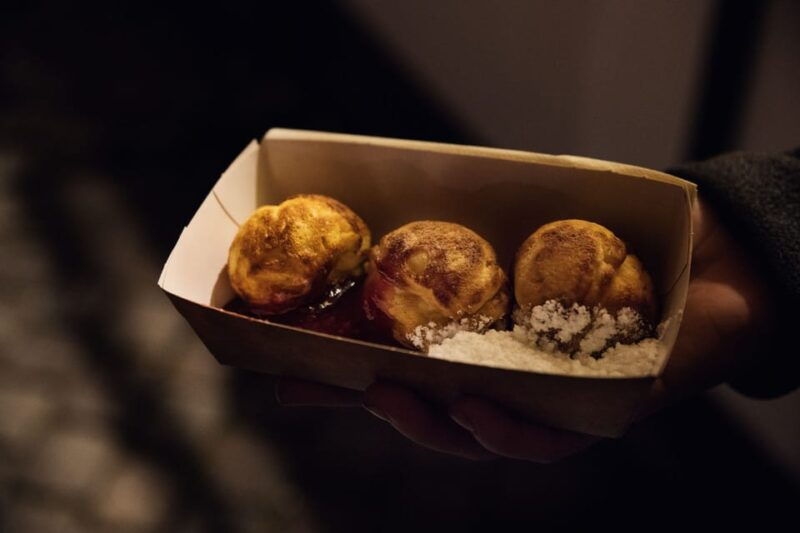 copenhagen-christmas-walking-tour-with-treats-and-drinks