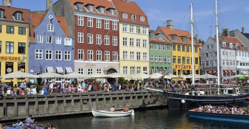 copenhagen-city-highlights-guided-tour-by-app