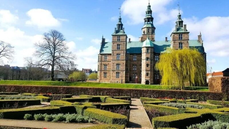 copenhagen-city-highlights-guided-tour-by-app