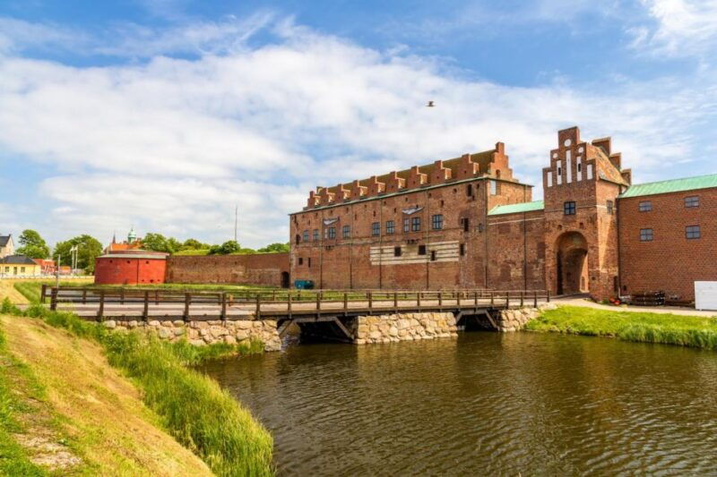 copenhagen-day-trip-to-malmo-old-town-castle-by-train-car