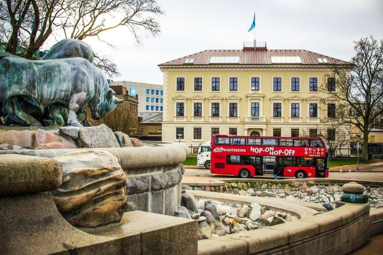 copenhagen-hop-on-hop-off-bus-tour-with-boat-tour-option