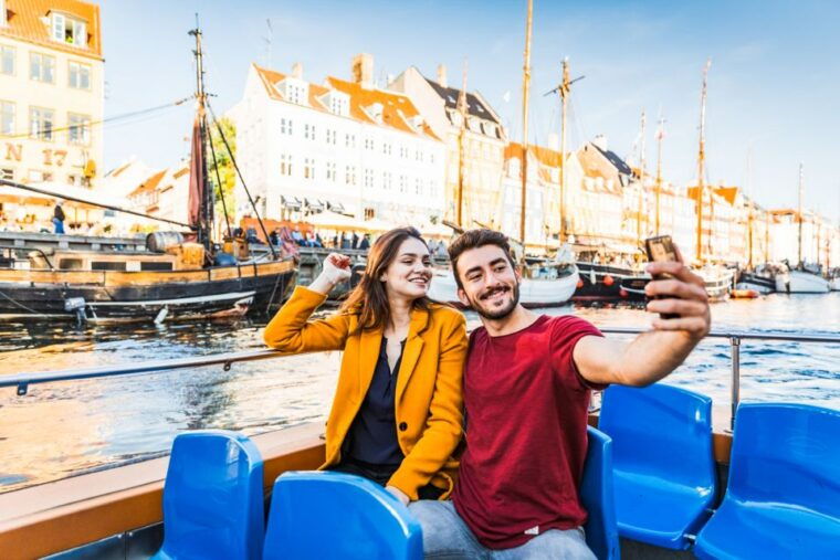 copenhagen-hop-on-hop-off-bus-tour-with-boat-tour-option