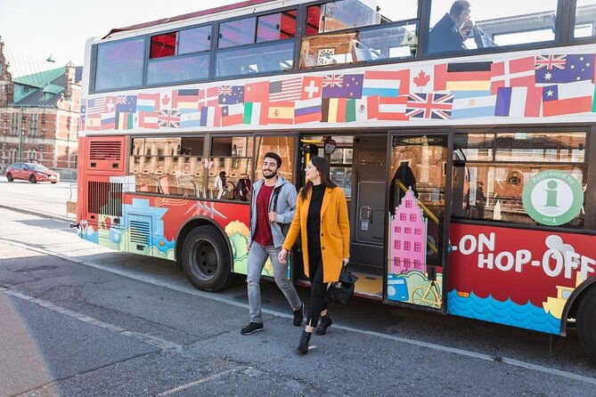 copenhagen-hop-on-hop-off-bus-with-boat-option-2