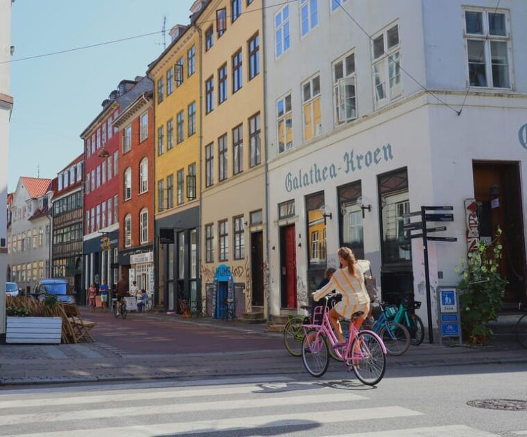copenhagen-hygge-highlights-walking-tour-with-local-guide