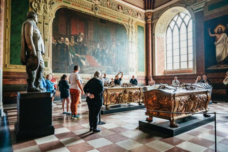 copenhagen-kronborg-frederiksborg-castle-and-roskilde-tour