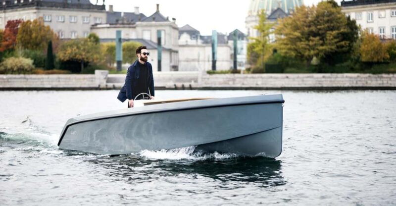 copenhagen-private-boat-tour-with-captain-lite