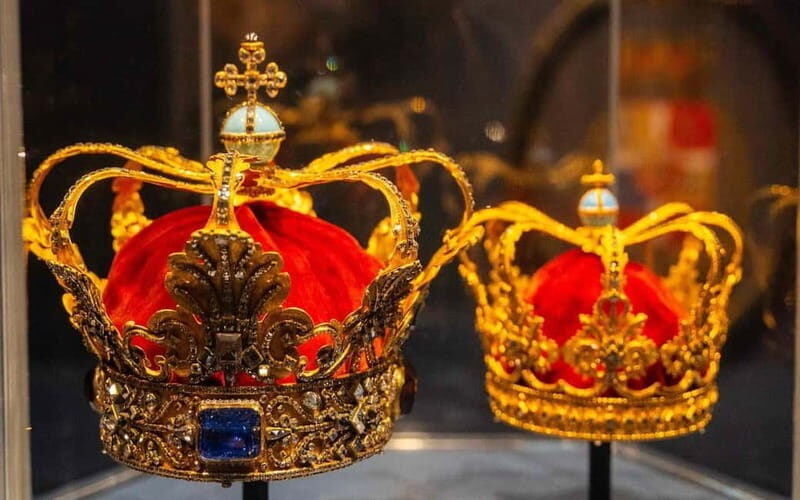 Copenhagen: Rosenborg and Christiansborg Palaces Tour in Spanish - Final Thoughts