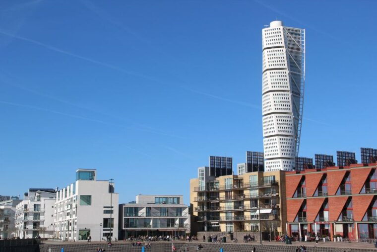 copenhagen-self-guided-malmo-tour-return-bridge-views