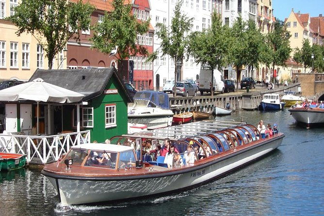 copenhagen-sightseeing-classic-canal-tour-with-live-guide