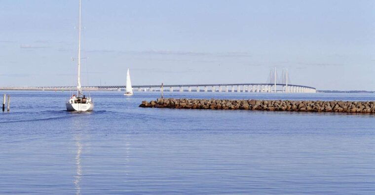copenhagen-tour-across-the-oresund-bridge-to-lund-and-malmo