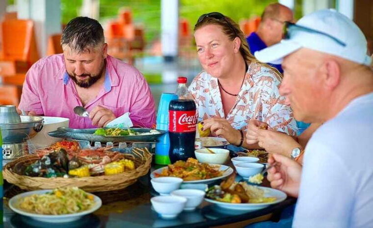 coral-island-tour-from-pattaya-with-thai-lunch