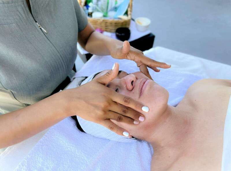 coral-massage-relaxing-or-relieving-to-choose