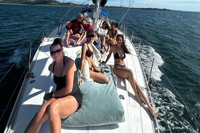 coraldreams-sailboat-tamarind-sailboat-sunset-experience