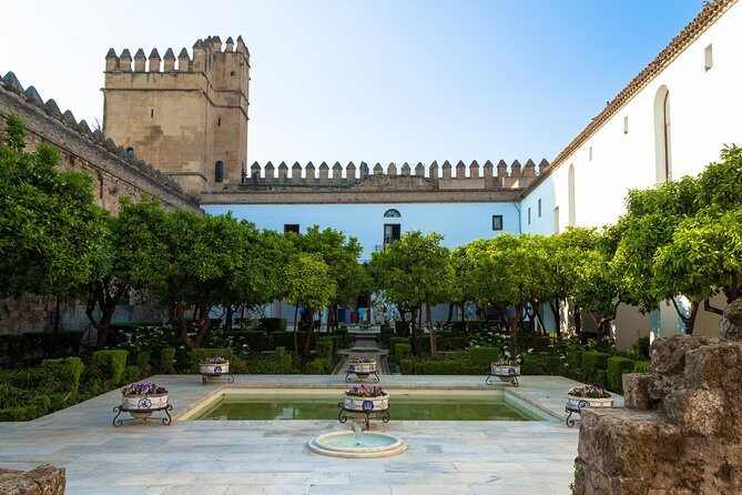 Córdoba: Alcazar Skip the Line Guided Tour - Key Points
