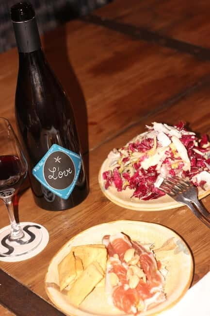 Cordoba: From Vine to Table: A Spanish Wine Experience - The Experience from a Travel Perspective