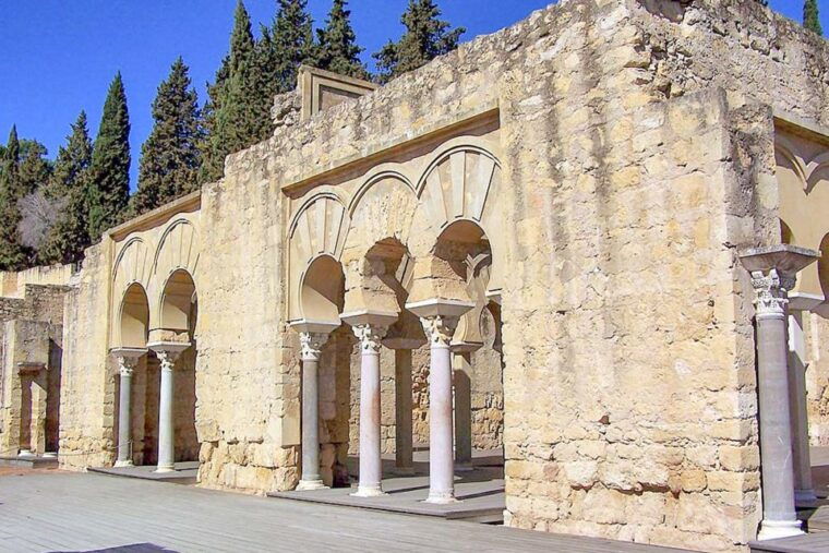 cordoba-guided-tour-of-azahara-medina