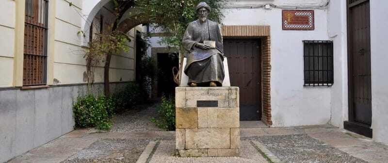 Córdoba: Historic Center, World Heritage Site + Alcázar - Discovering Córdoba’s Historic Center